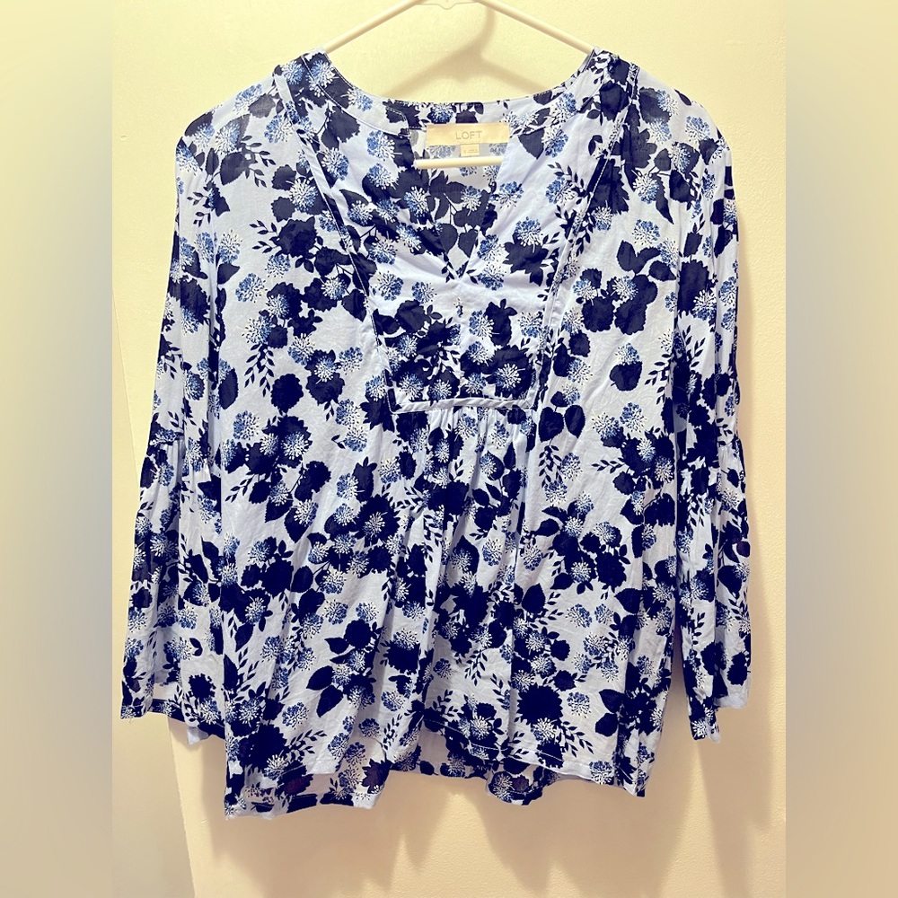 Loft Woman’s Top